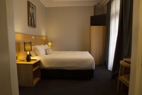 Penshurst Hotel