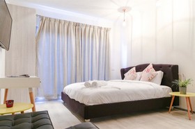 Sydney RiseOn Hotel
