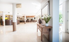 Ramada Hotel & Suites by Wyndham Sydney Cabramatta