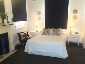 Russell Hotel