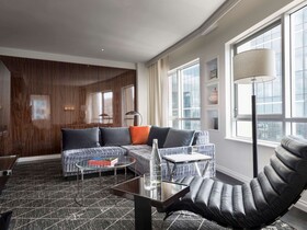 Swissôtel Sydney