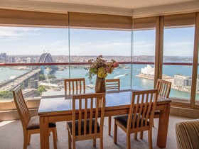 The Sebel Quay West Suites Sydney