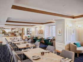 The Sebel Quay West Suites Sydney
