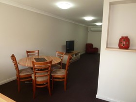 The Aston Motel - Tamworth