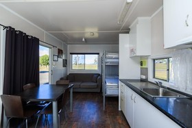 Reflections Lake Keepit Holiday Park