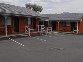 Roydons Motor Inn