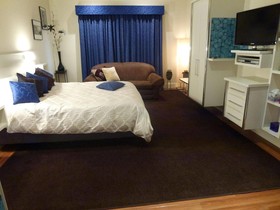 The Retreat at Froog Moore Park