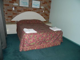 The Roseville Apartments