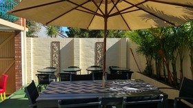 Crescent Motel