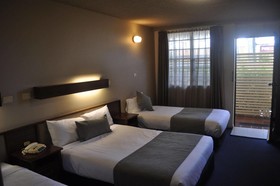 In Town Motor Inn