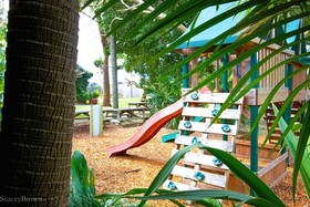Tea Gardens Hotel