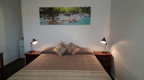 Tenterfield Royal Hotel Motel