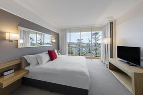 Crowne Plaza Terrigal Pacific