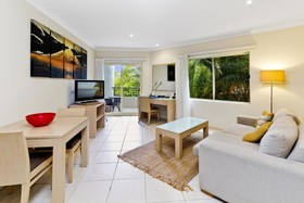 Terrigal Sails Serviced Apartments