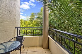Terrigal Sails Serviced Apartments