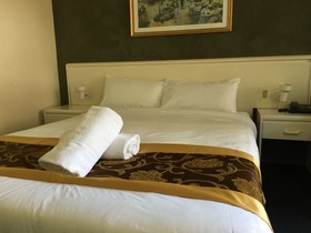 El Lago Waters Motel