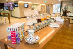 Quality Suites Pioneer Sands