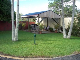 Kennedy Drive Airport Motel