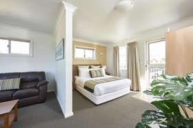 Harbourview Serviced Apartments