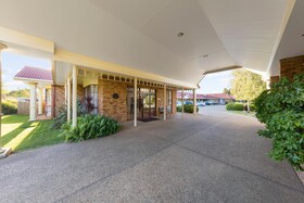 Best Western Ambassador Inn