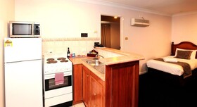 Best Western Ambassador Inn