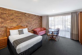 Best Western Ambassador Inn