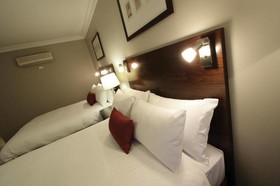 Carlyle Suites & Apartments, Wagga Wagga