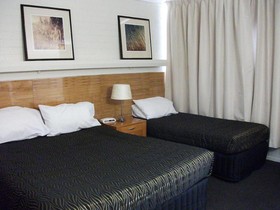 City Park Motel & Apartments
