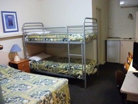 City Park Motel & Apartments