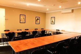 Sportsmens Club Hotel