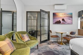 St Hugh Hotel