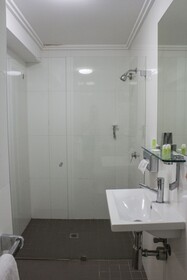 Wallacia Hotel
