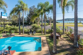 The Esplanade Motel
