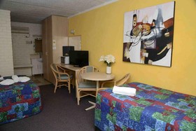 Cameo Inn