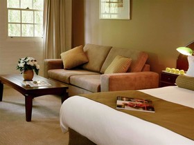 Crowne Plaza Hawkesbury Valley