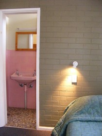 Rod N Reel Hotel Motel Woodburn