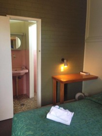 Rod N Reel Hotel Motel Woodburn