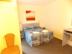 Yass Motel