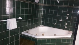 Stay at Alice Springs Hotel