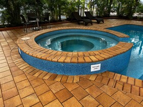 Darwin Esplanade Central Official