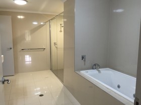 Courtyard By Marriott Darwin Hotel