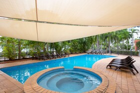 Mantra on the Esplanade Darwin