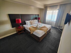 Signatures on The Esplanade Darwin