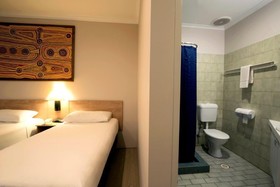 Contour Hotel Katherine