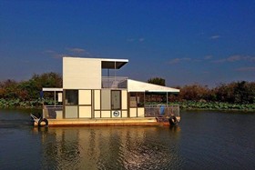 Mary River House Boats