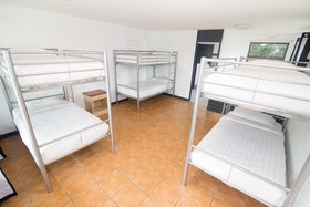 Base Backpackers Airlie Beach Resort