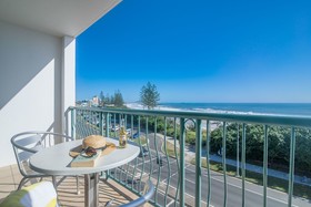 Grand Palais Beachside Resort
