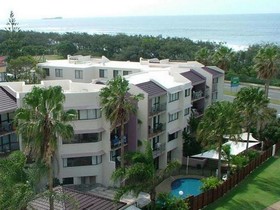 Mylos Holiday Apartments