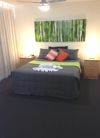 Mylos Holiday Apartments