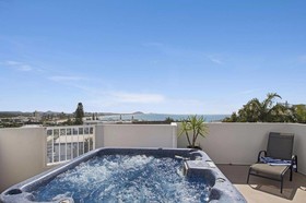 Ocean Vista on Alex